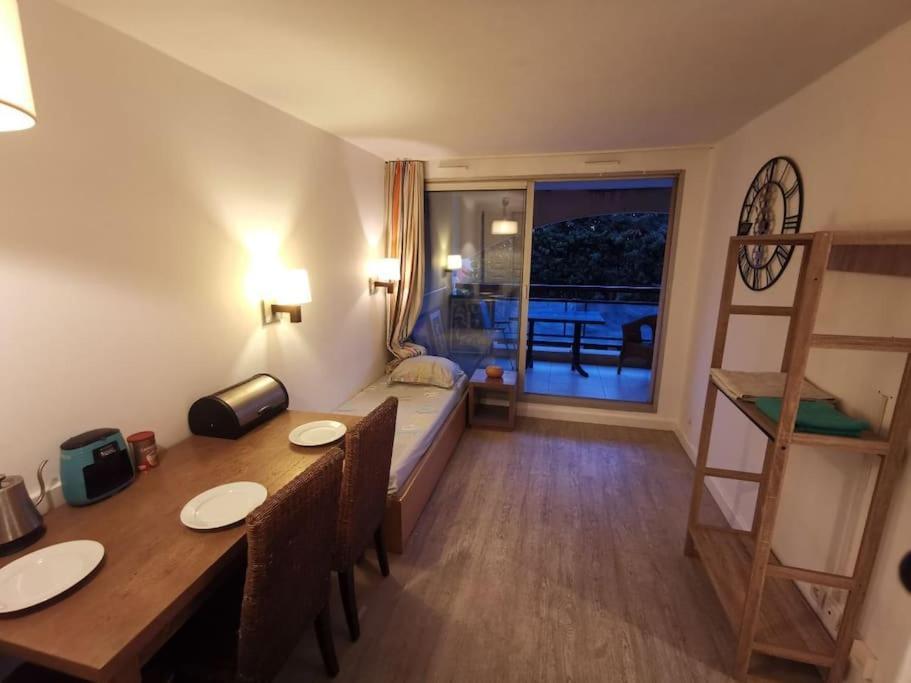 Appartement A&h Homes - - Near Train Station *